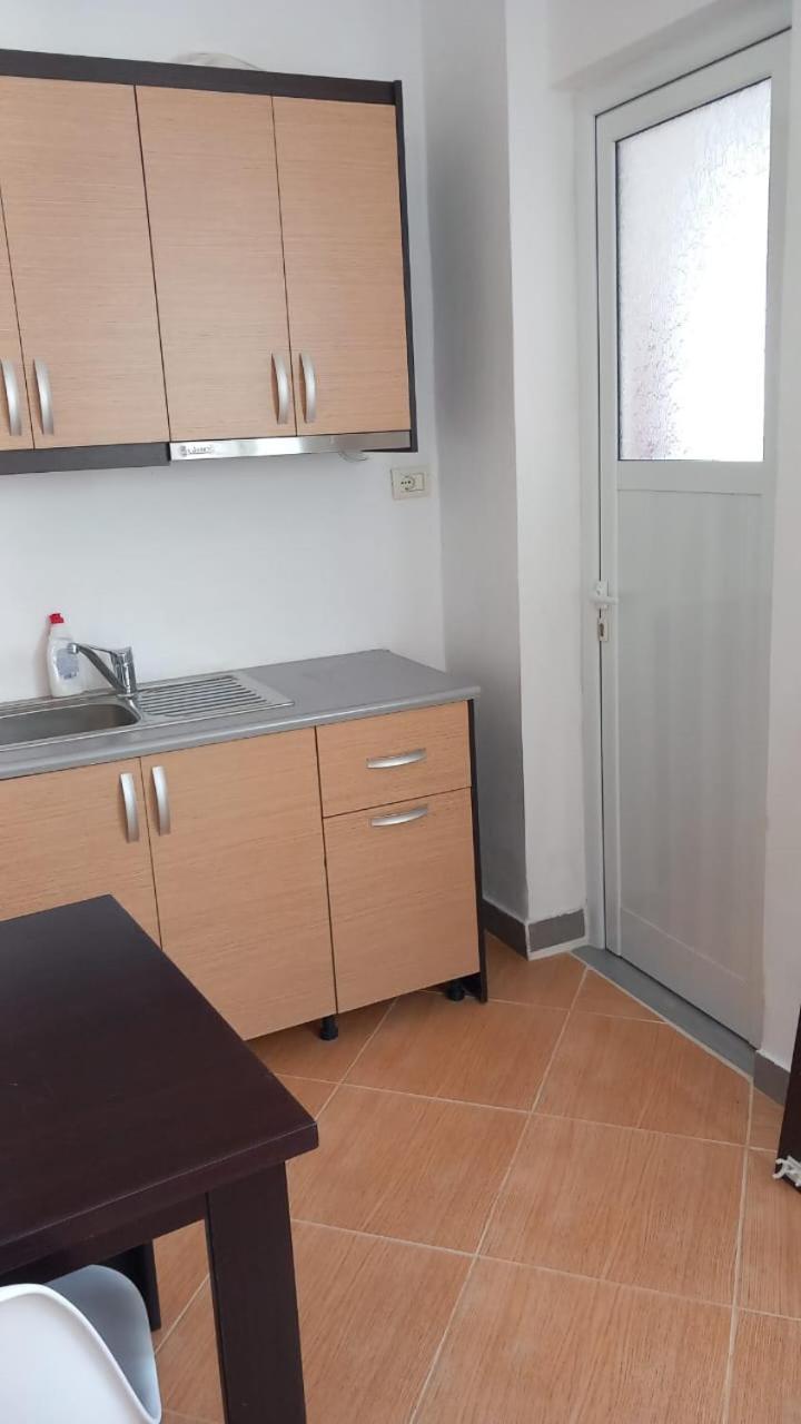 Dane Apartment Ksamil Bagian luar foto
