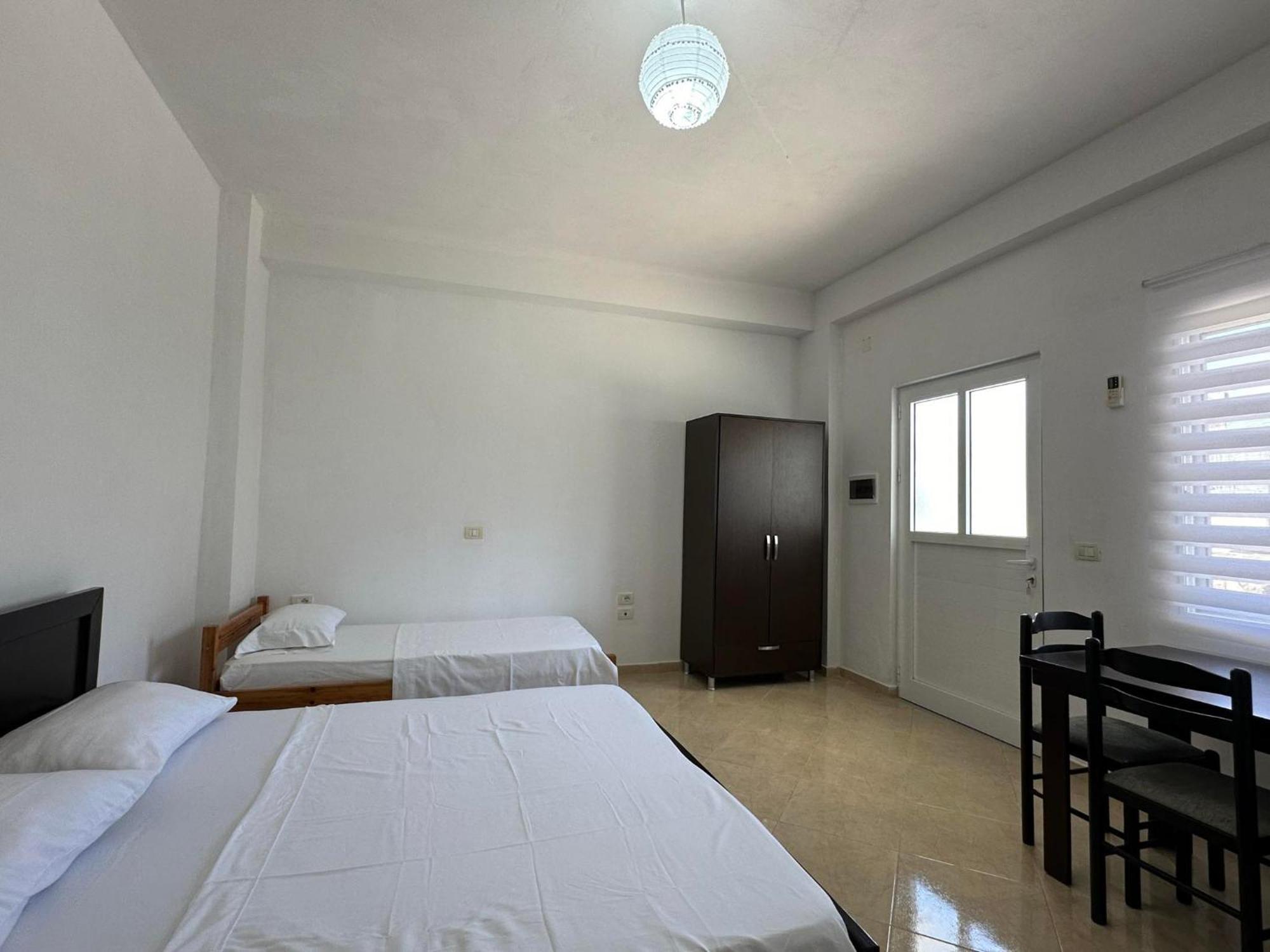 Dane Apartment Ksamil Bagian luar foto