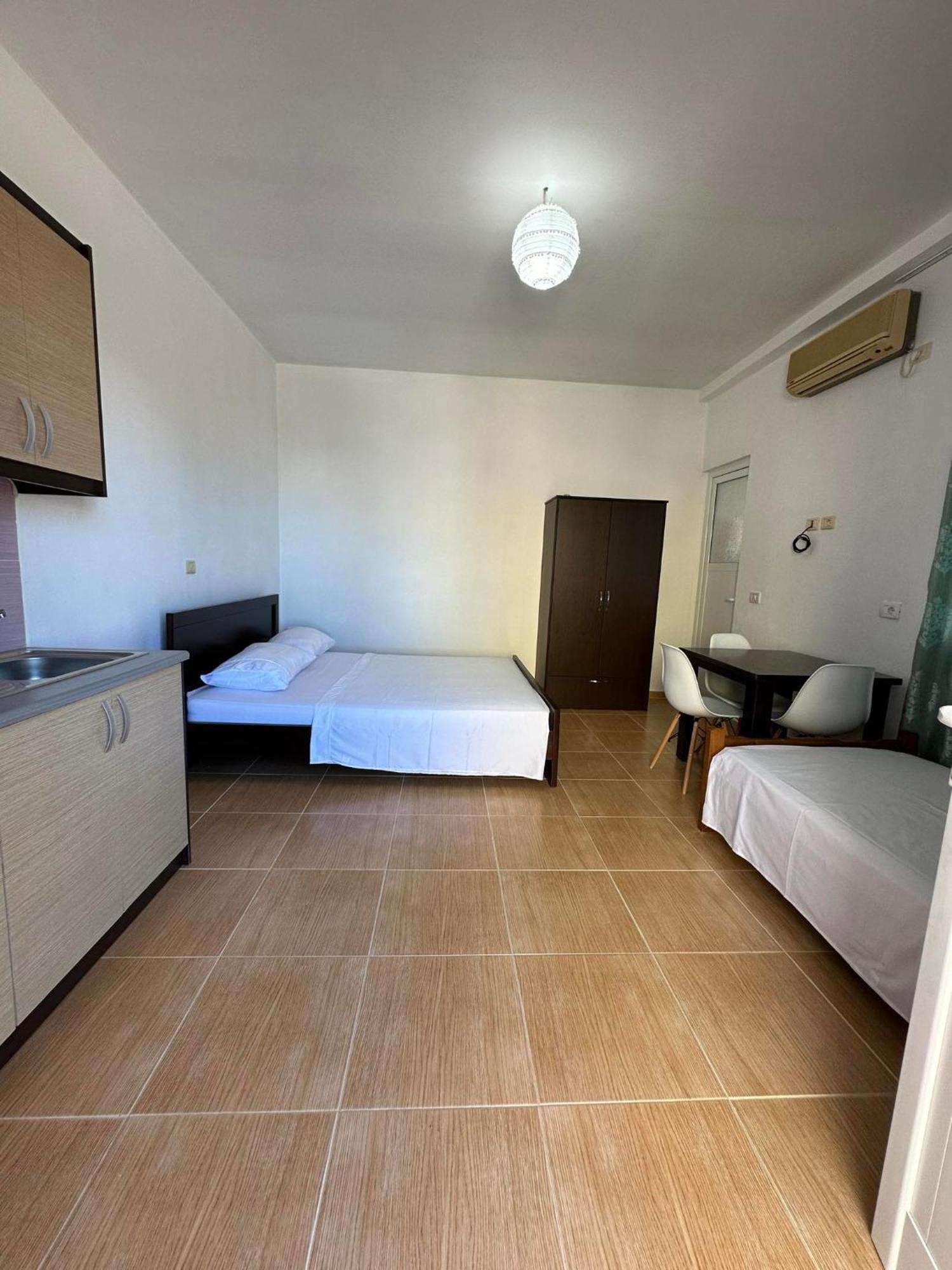 Dane Apartment Ksamil Bagian luar foto