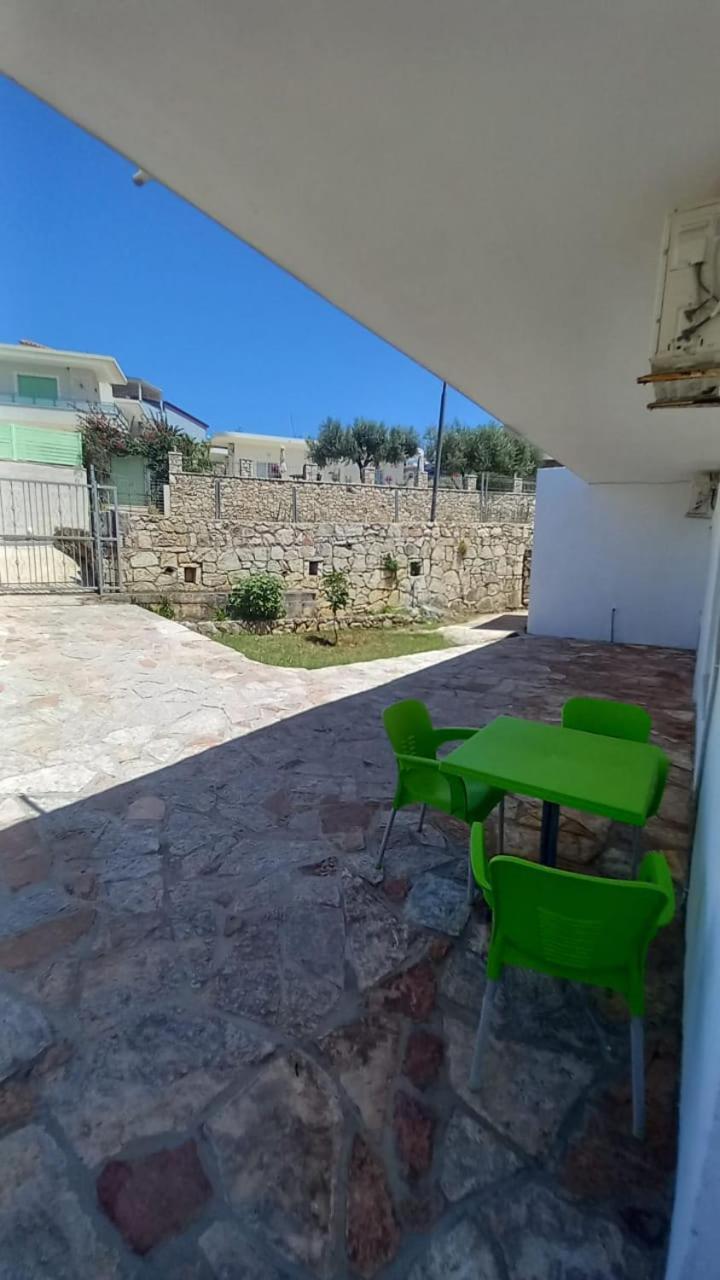 Dane Apartment Ksamil Bagian luar foto